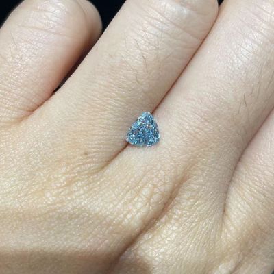 лаборатория 0.89Carat создала покрашенные диаманты триангулярные отрезала голубые искусственные диаманты