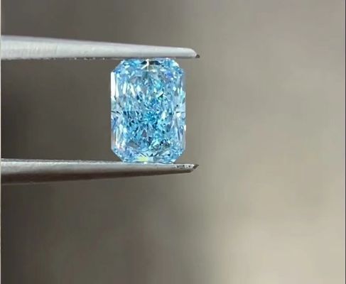 отрезок голубых диамантов 4ct 10 Mohs выросли лабораторией, который излучающий гениальный крупноразмерный