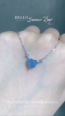 Блю Лаб создал бриллиантовый подвесный ожерелье 1.51ct Heart Cut GRC Certified
