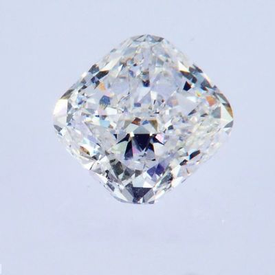 Фабрика оптовая квадратная подушка Форма 3.3CT Лаборатория выращенная как выращенная CVD Белый бриллиант IGI сертифицированный