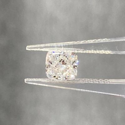 1.05CT Квадратная подушка вырезана лабораторией Белые бриллианты F VVS2 CVD Лаборатория выращенный бриллиант