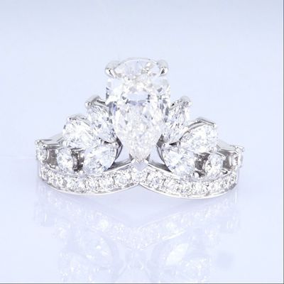 18k Crown Style Lab Grown Diamond Ring Красивые женщины Принцесса Дизайн Белое Лабораторно выращенное бриллиантовое кольцо