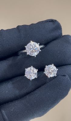 Классический T Six Prongs Лабораторно выращенный бриллиантовый перстень